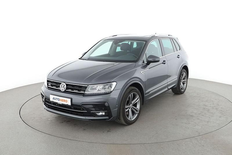 Grau Gebraucht 2019 VW Tiguan Highline SUV | 27.780 € (Fairer Preis) - Bild 1/3