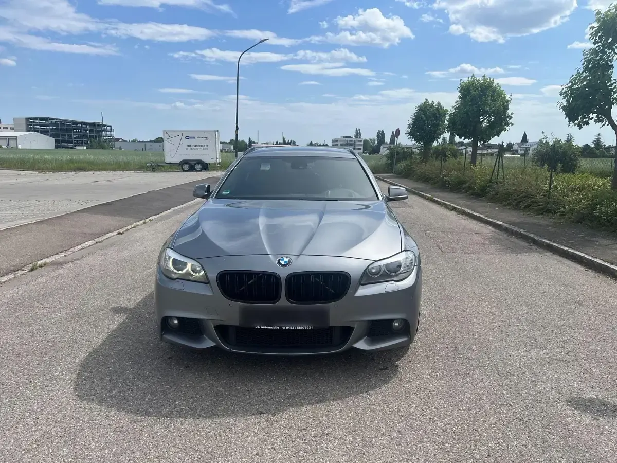 Gebraucht BMW 525 M Sport 218 PS (160 kW) 2011 Grau Kombi