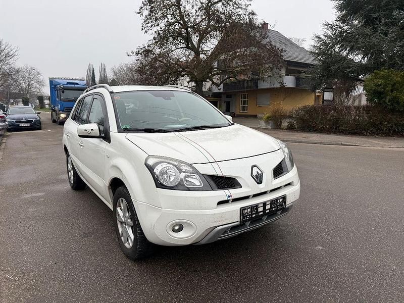 Gebraucht Renault Koleos Dynamique 150 PS (110 kW) 2010 Weiß SUV