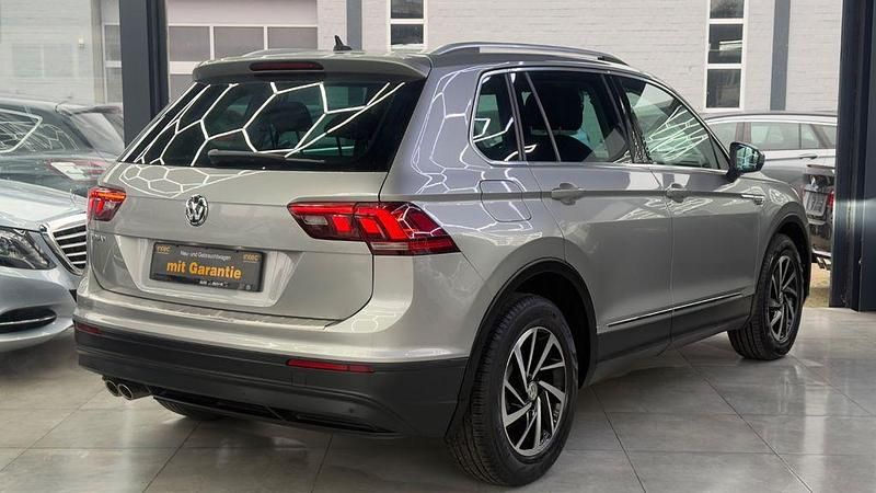 Gebraucht VW Tiguan Join 150 PS (110 kW) 2019 Silber SUV