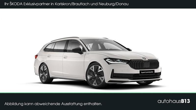 Kristallweiß uni Neu 2025 Skoda Superb SportLine Kombi | 57.890 € (Teuer) - Bild 1/4