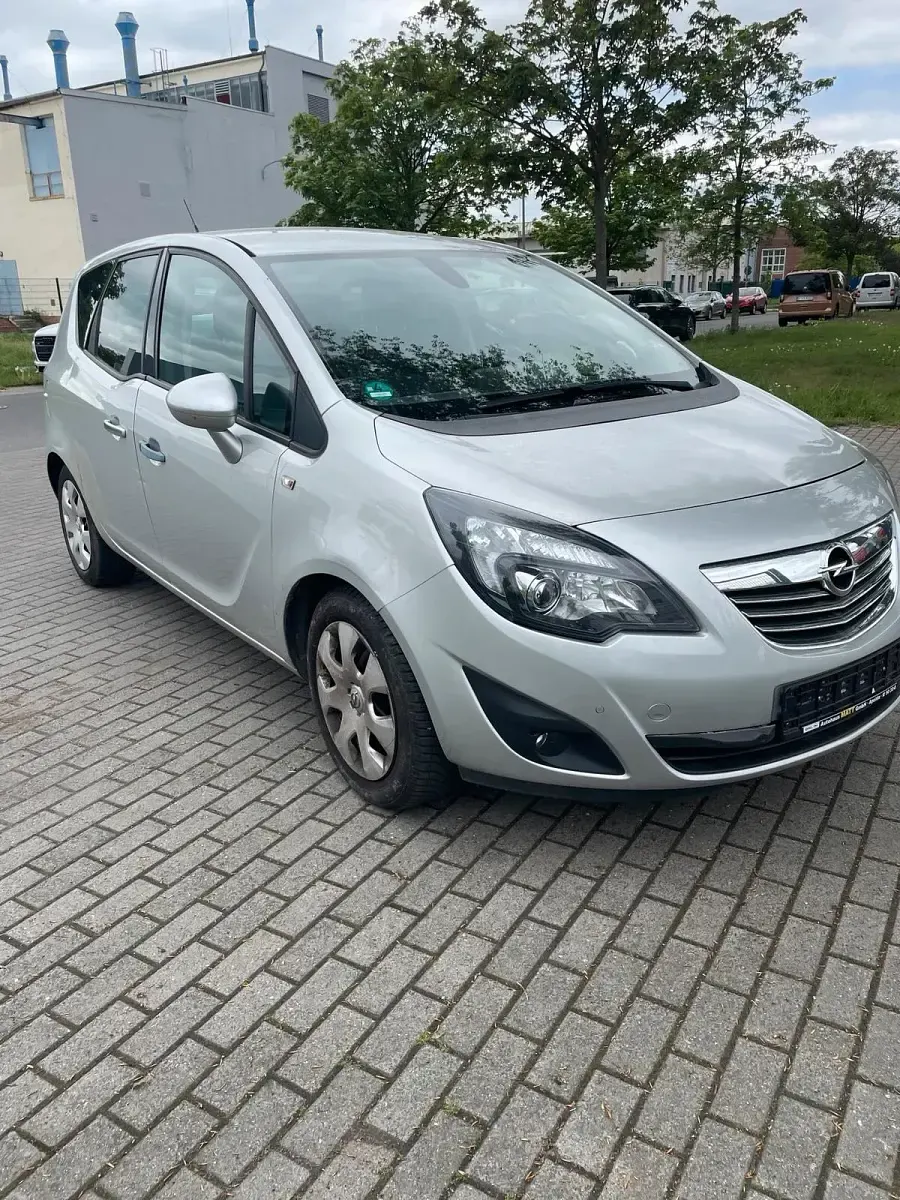 Usata Opel Meriva 136 CV (100 kW) 2011 Grigio Monovolume