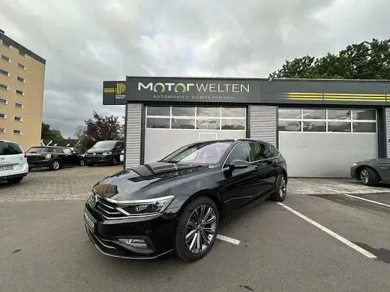 Gebraucht VW Passat Business 190 PS (139 kW) 2020 Deep black perleffekt Kombi