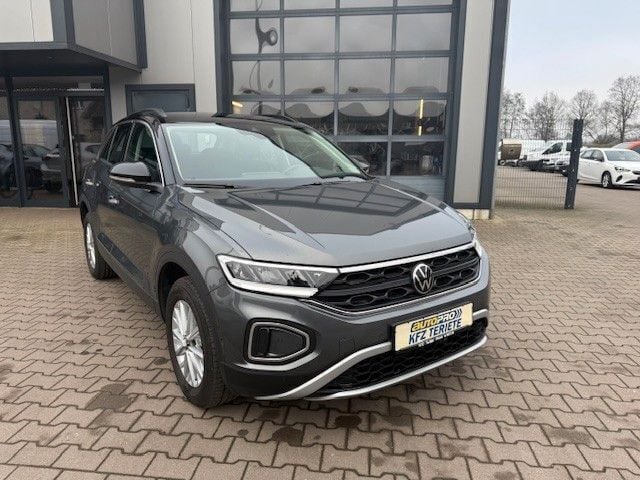 Indiumgrau metallic Gebraucht 2023 VW T-Roc Life SUV | 25.490 € (Superpreis) - Bild 1/4