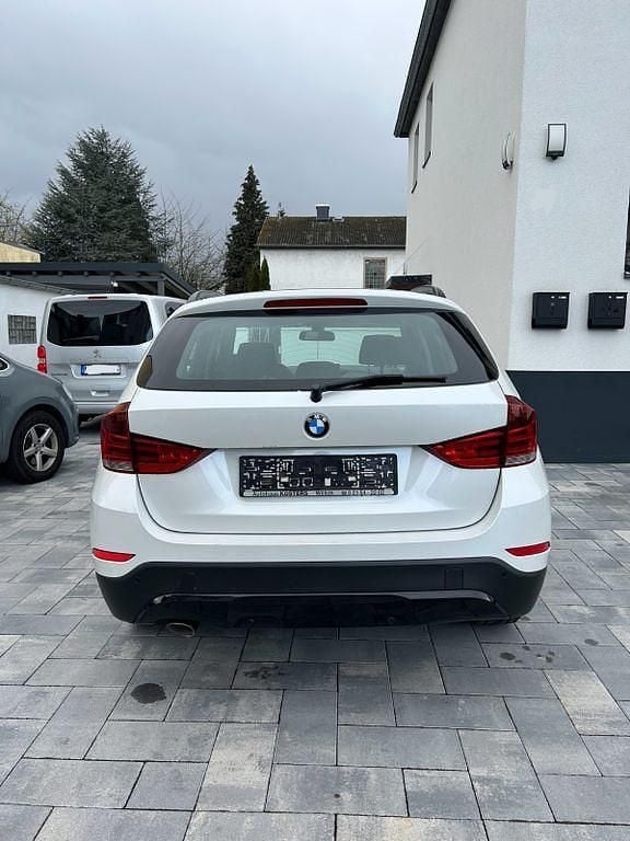 Gebraucht BMW X1 143 PS (105 kW) 2013 Weiß SUV