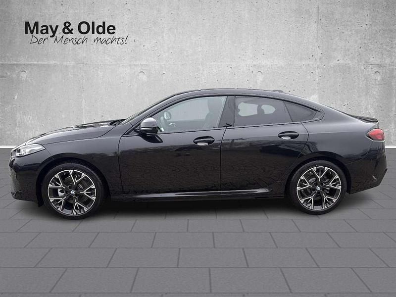 Neu BMW 220 M Sport 170 PS (125 kW) 2026 Black sapphire metallic Coupé