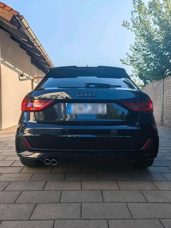 Gebraucht Audi A1 Sportback S-Line 207 PS (152 kW) 2023 Schwarz Kleinwagen