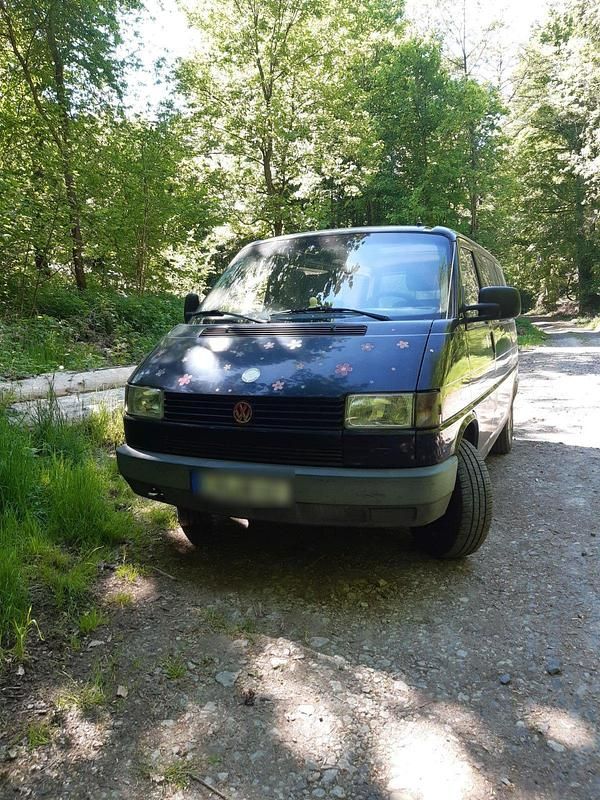 Schwarz Gebraucht 1993 VW T4 Van | 3.000 € - Bild 1/4
