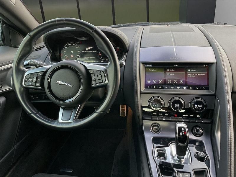 Gebraucht Jaguar F-Type 300 PS (220 kW) 2021 Grau Coupé