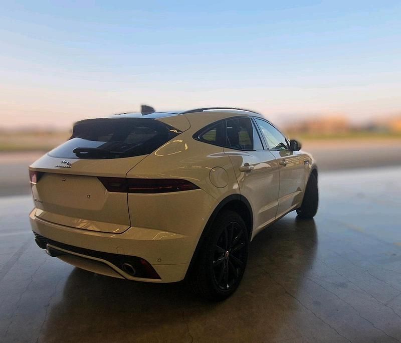 Gebraucht Jaguar E-Pace 249 PS (183 kW) 2019 Weiß SUV