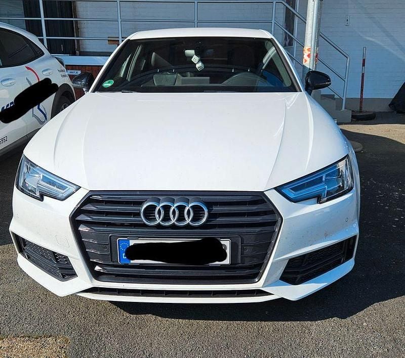 Gebraucht Audi A4 Ambiente 190 PS (139 kW) 2018 Weiß Limousine