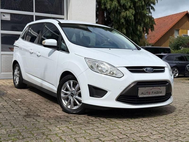 Frost weiß Gebraucht 2011 Ford Grand C-Max Van / Kleinbus | 7.950 € (Etwas zu teuer) - Bild 1/4