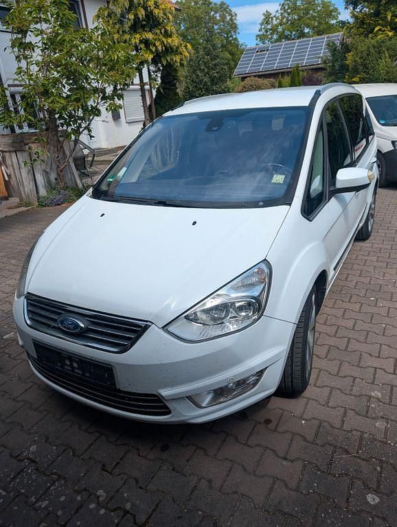 Gebraucht Ford Galaxy 160 PS (117 kW) 2011 Weiß Van / Kleinbus