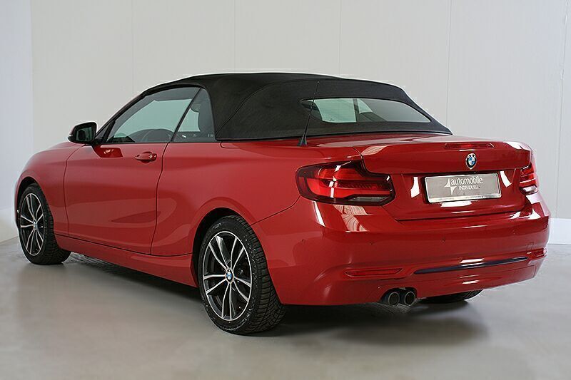 Gebraucht BMW 220 Sport Line 185 PS (136 kW) 2019 Rot Cabrio