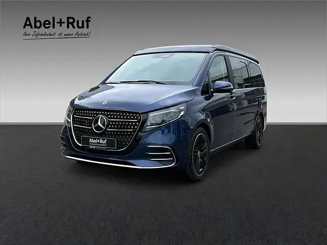 Gebraucht Mercedes 300 AMG 237 PS (174 kW) 2026 Van / Kleinbus