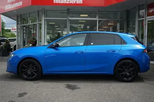 Gebraucht Opel Astra Enjoy 110 PS (80 kW) 2023 Blau Kleinwagen