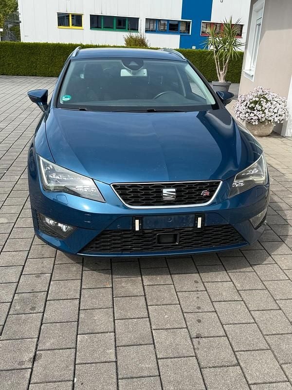 Blau Gebraucht 2015 Seat Leon FR Kombi | 8.999 € (Teuer) - Bild 1/4