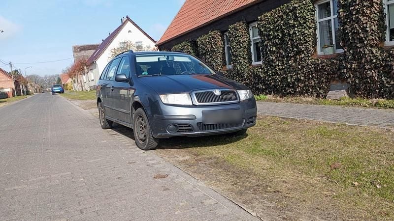 Gebraucht Skoda Fabia 75 PS (55 kW) 2008 Grau Limousine