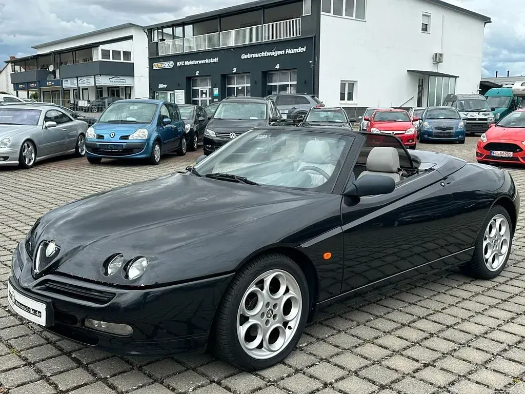 Gebraucht Alfa Romeo Spider 150 PS (110 kW) 2002 Schwarz Cabrio
