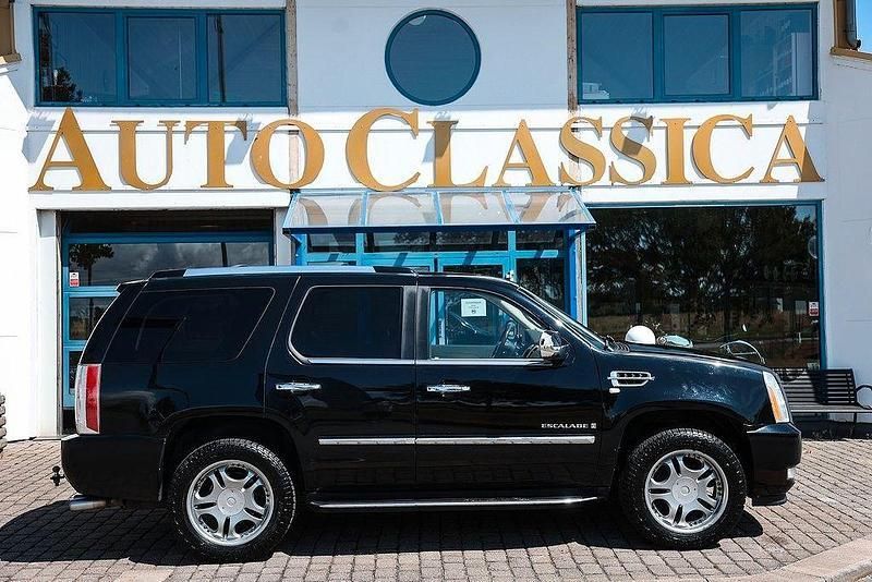 Schwarz Gebraucht 2010 Cadillac Escalade SUV | 15.100 € (Guter Preis) - Bild 1/4