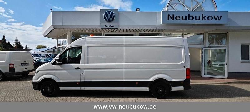 Weiß Gebraucht 2022 VW Crafter Trendline Van | 30.880 € (Etwas zu teuer) - Bild 1/4
