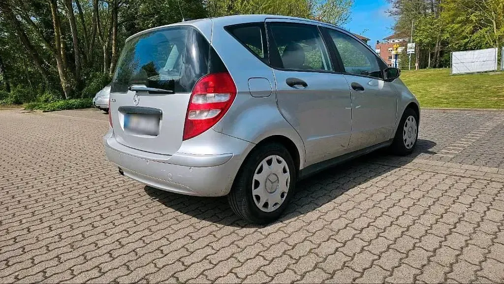 Gebraucht Mercedes A150 95 PS (69 kW) 2005 Silber Kleinwagen