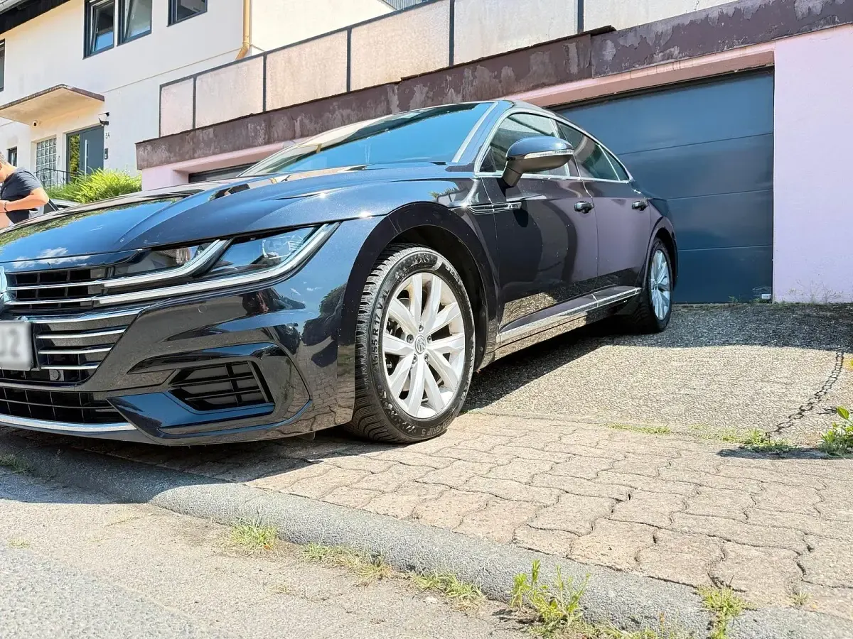 Gebraucht VW Arteon R-line 190 PS (139 kW) 2017 Schwarz Kleinwagen