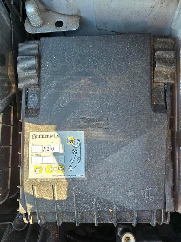 Gebraucht VW Touran 140 PS (102 kW) 2012 Silber Van / Kleinbus