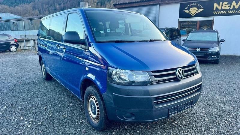 Second-hand VW Transporter 140 CP (102 kW) 2014 Albastru Van