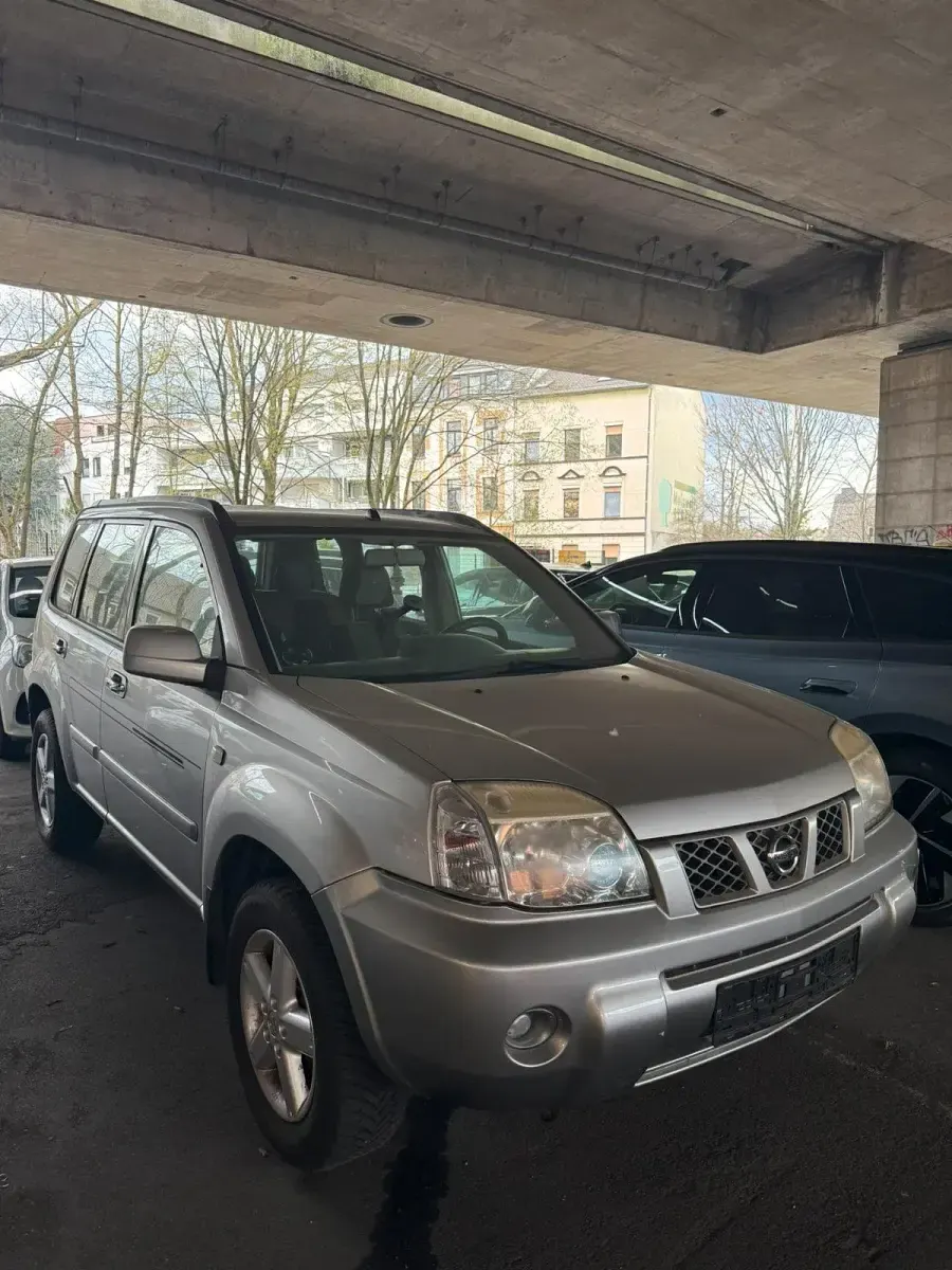 Gebraucht Nissan X-Trail 140 PS (102 kW) 2006 Grau SUV