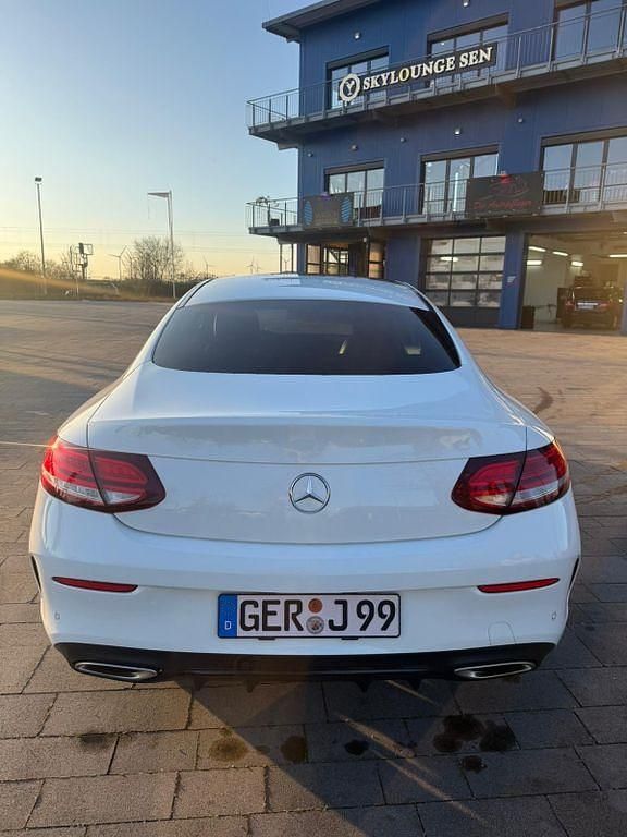 Gebraucht Mercedes C400 AMG 333 PS (244 kW) 2018 Weiß Coupé