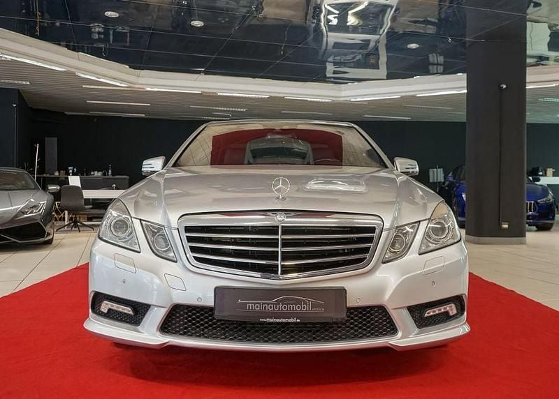Silber Gebraucht 2009 Mercedes E350 AMG Limousine | 13.499 € (Fairer Preis) - Bild 1/4