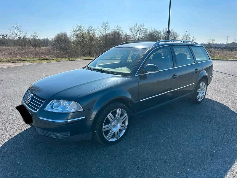 Gebraucht VW Passat Highline 131 PS (96 kW) 2005 Blau Kombi