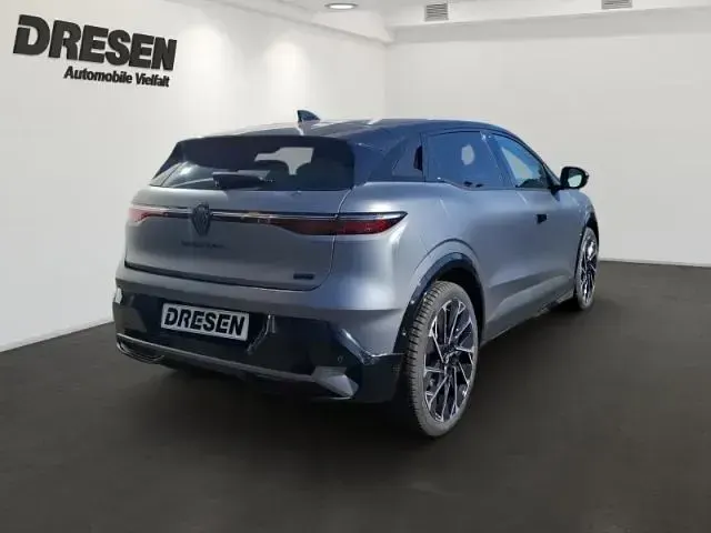 Ny Renault Megane E-Tech Esprit Alpine 160 kW (218 HK) 2026 Grå Sedan