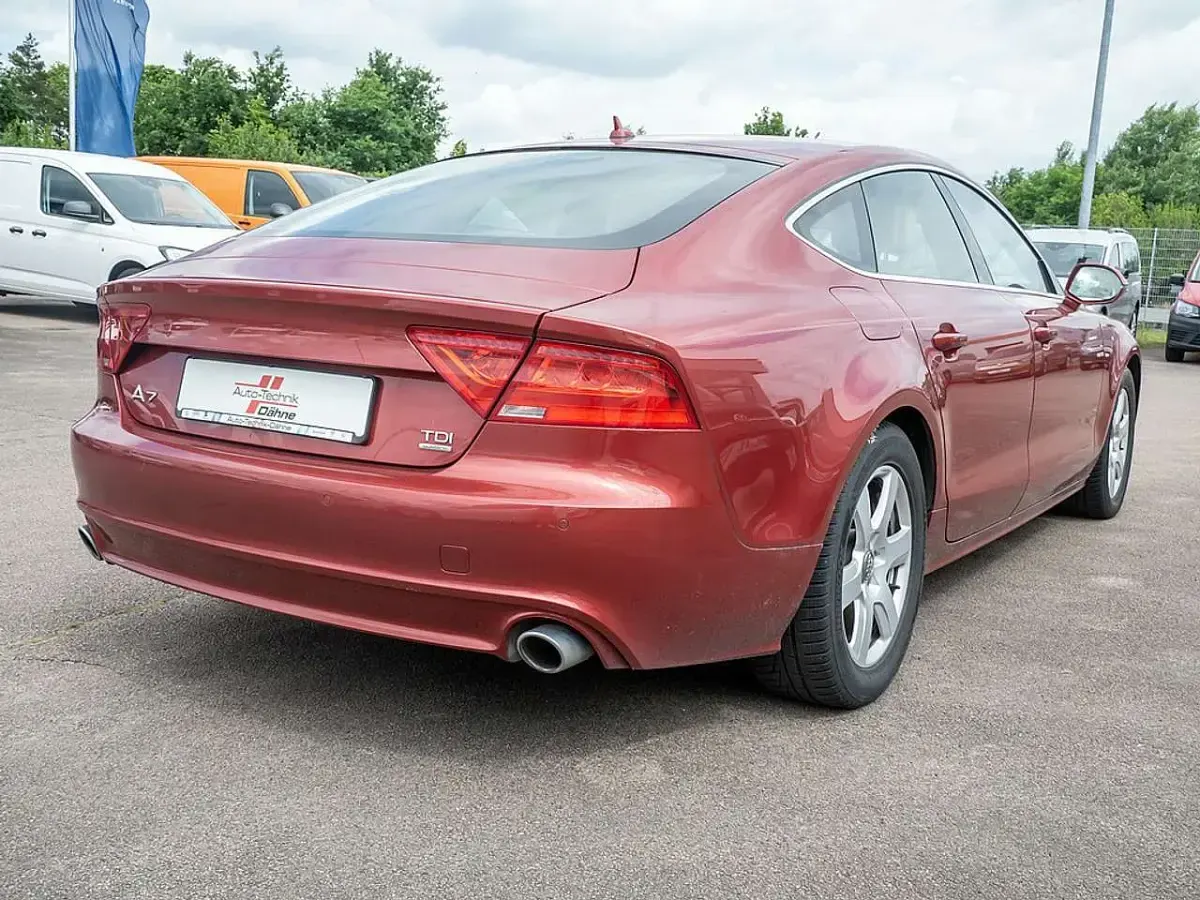 Gebraucht Audi A7 Sportback Performance 286 PS (210 kW) 2011 Rot Kleinwagen