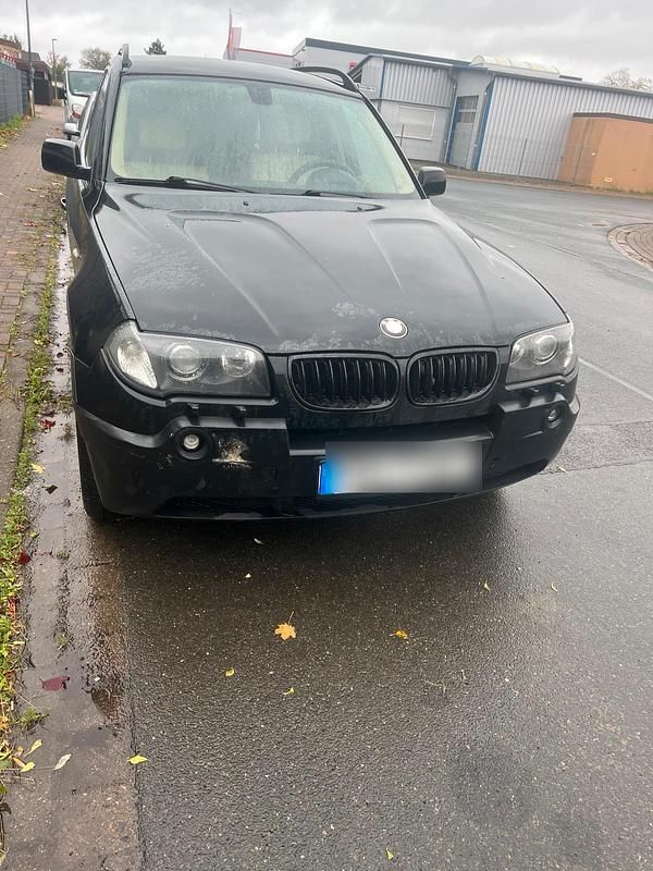 Schwarz Gebraucht 2005 BMW X3 SUV | 2.500 € (Superpreis) - Bild 1/4