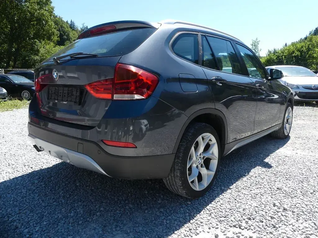Gebraucht BMW X1 xLine 184 PS (135 kW) 2013 Grau SUV