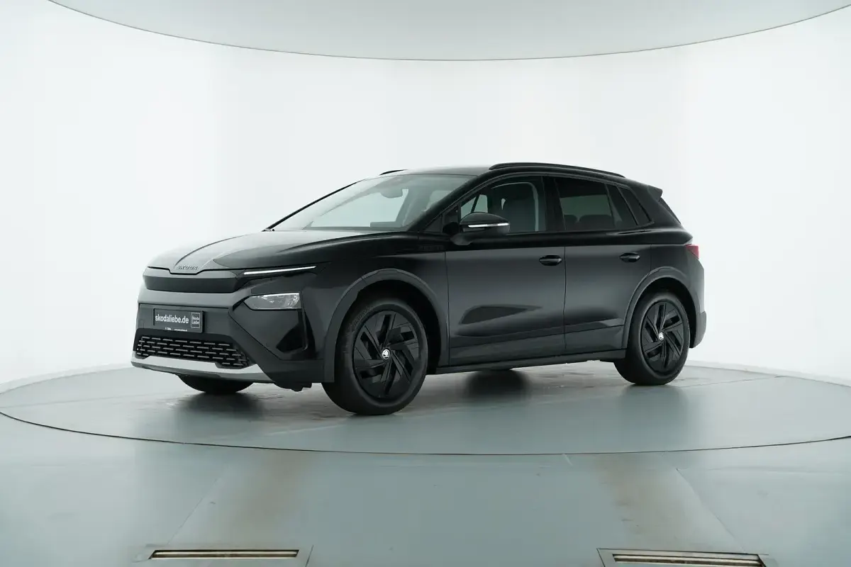 Gebraucht Skoda Elroq Tour 125 kW (170 PS) 2026 Schwarzmagic perleffekt SUV