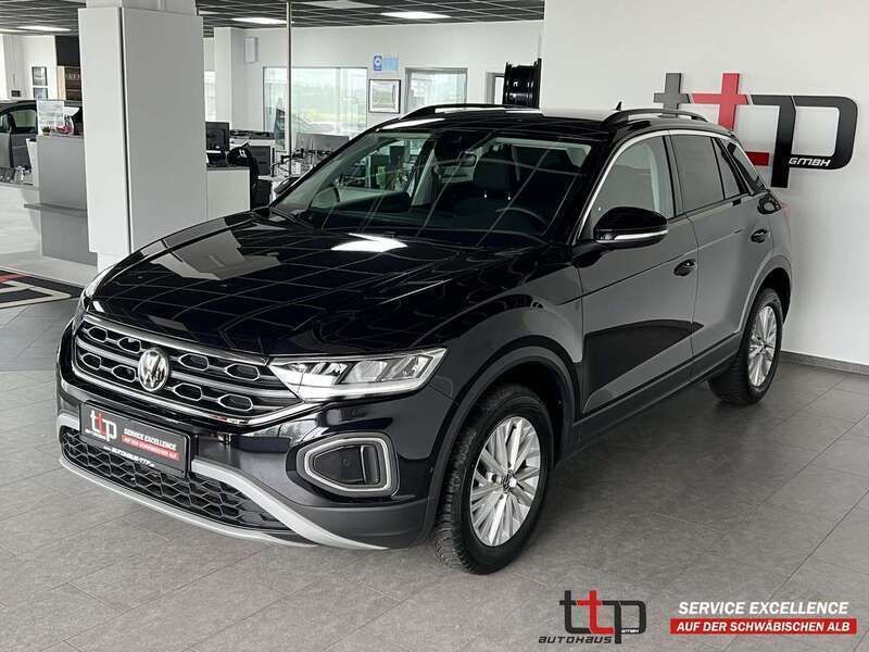 Deep black perleffekt Gebraucht 2024 VW T-Roc Life SUV | 23.999 € (Guter Preis) - Bild 1/1