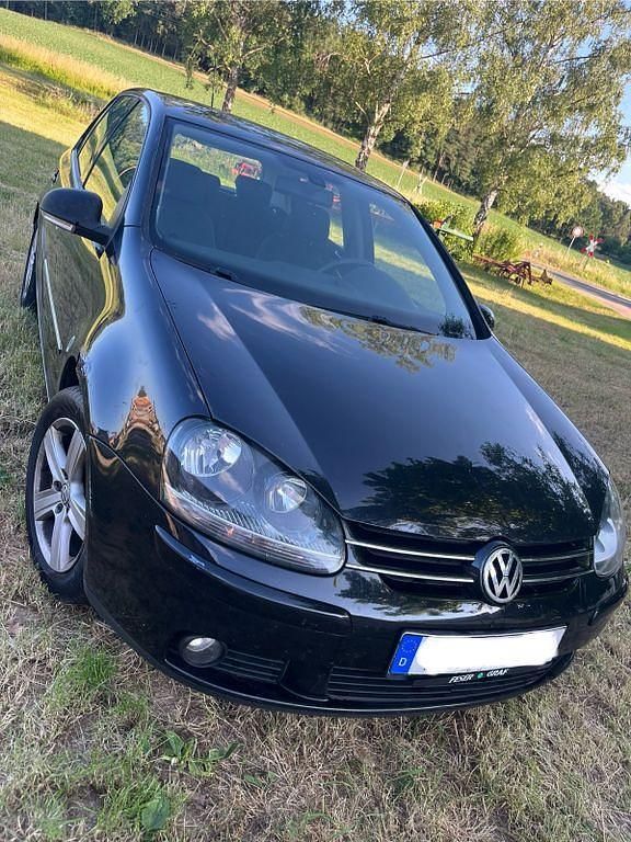 Schwarz Gebraucht 2008 VW Golf VI Limousine | 990 € (Superpreis) - Bild 1/4