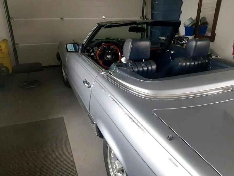 Gebraucht Mercedes SL380 150 PS (110 kW) 1984 Silber Cabrio