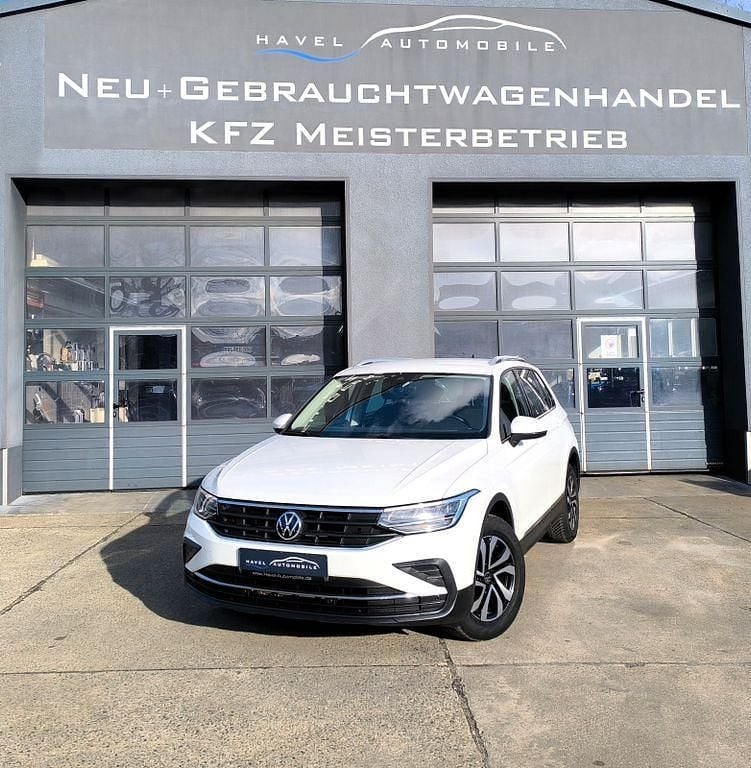 Gebraucht VW Tiguan Active 150 PS (110 kW) 2021 Weiß SUV