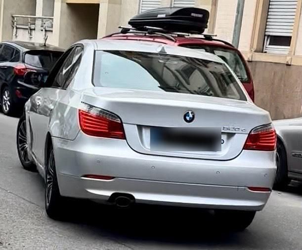 Gebraucht BMW 520 177 PS (130 kW) 2008 Silber Limousine