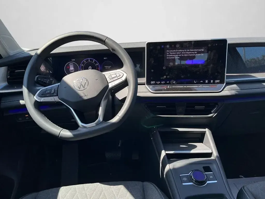 Używany VW Tayron Life 150 KM (110 kW) 2025 Zielony SUV