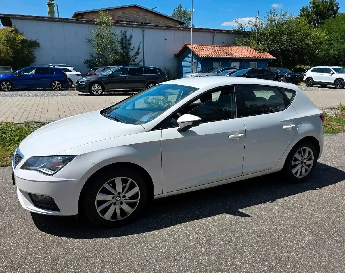 Gebraucht Seat Leon 115 PS (84 kW) 2017 Weiß Limousine
