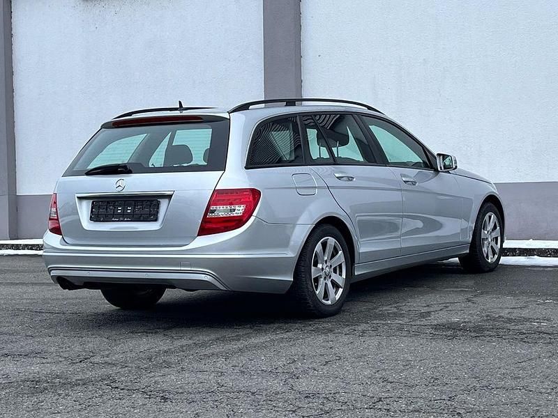 Gebraucht Mercedes C200 136 PS (100 kW) 2014 Silber Kombi