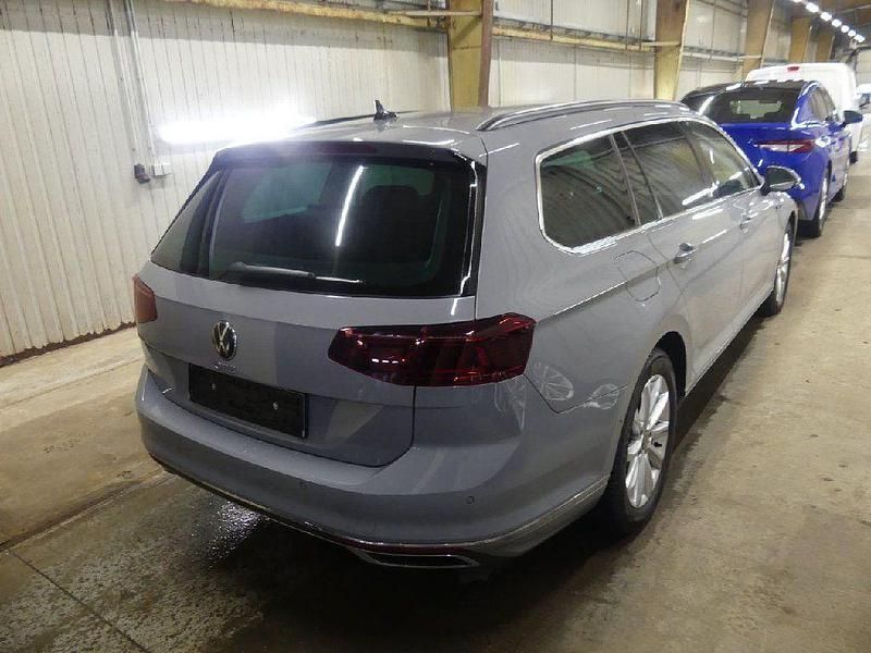 Gebraucht VW Passat GTE 156 PS (114 kW) 2022 Grau Kombi