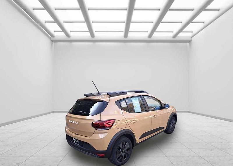 Neu Dacia Sandero Expression 91 PS (66 kW) 2025 Safari  beige Kleinwagen