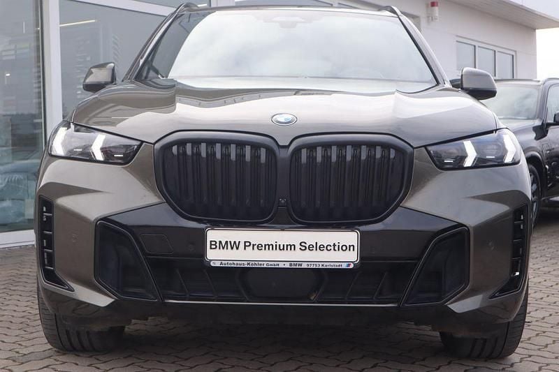 Gebraucht BMW X5 M Sport 352 PS (258 kW) 2024 Grün SUV