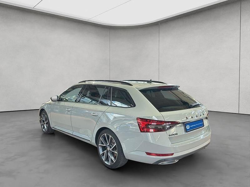 Gebraucht Skoda Superb SportLine 200 PS (147 kW) 2023 Stahlgrau uni Kombi